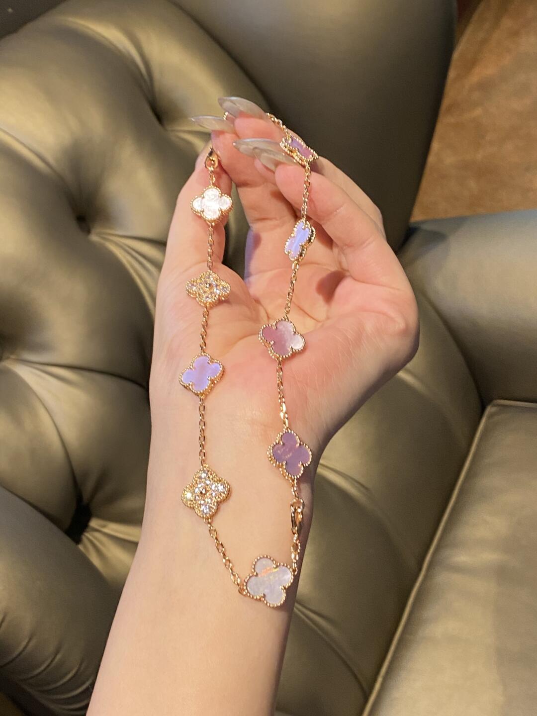 [AuraEcho Jewelry]CLOVER 10 MOTIFS DIAMOND PINK MOP NECKLACE