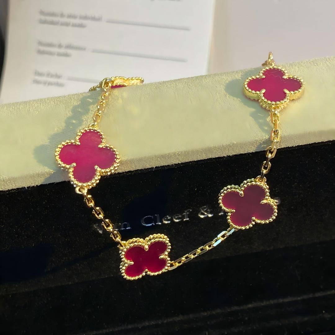 [AuraEcho]NEW CLOVER 5 MOTIFS PINK ENAMEL BRACELET