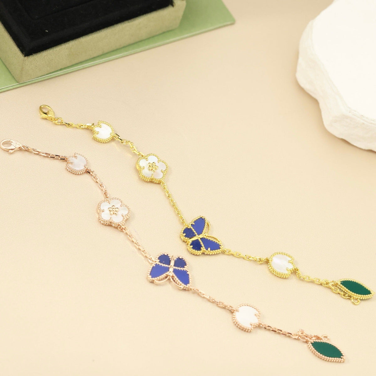 [AuraEcho] Lucky Spring Butterfly 5-Motif & LOVE Unlimited Bracelet Stack Set
