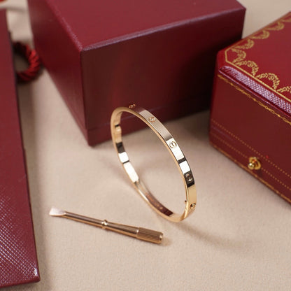 [AuraEcho] LOVE & JUSTE Classic Bracelet Stack Set