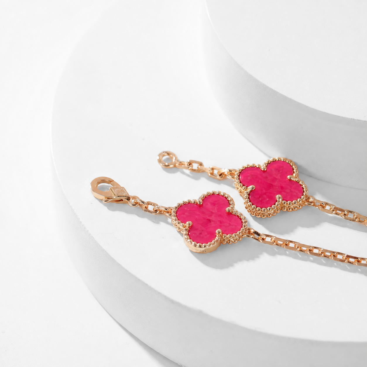 [AuraEcho]NEW CLOVER 10 MOTIFS PINK ENAMEL NECKLACE