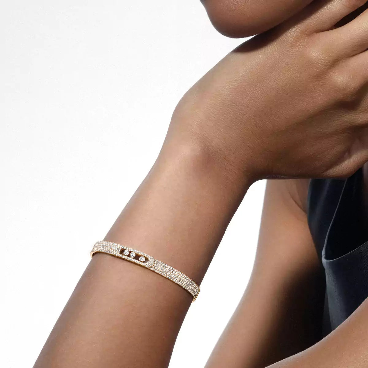[AuraEcho]Move Noa Full Pavé Diamond Bangle Bracelet