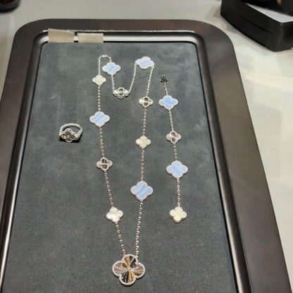 [Auraecho]DETACHABLE CLOVER 15(11+4) FLOWER SILVER NECKLACE SET