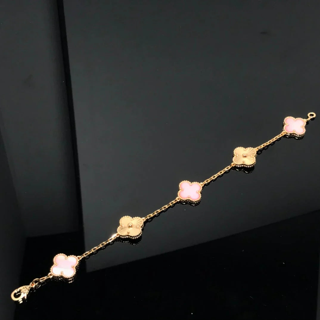 [Auraecho] CLOVER 5 MOTIFS  PINK MOP BRACELET COLLECTION